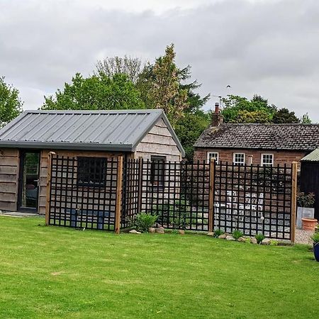 La'Al Cabin, Tiny Home, Unique Space Eden Valley Cumbria Брамптън Екстериор снимка