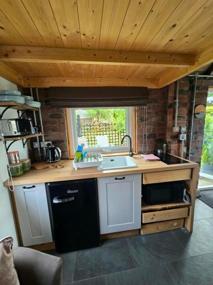 La'Al Cabin, Tiny Home, Unique Space Eden Valley Cumbria Брамптън Екстериор снимка