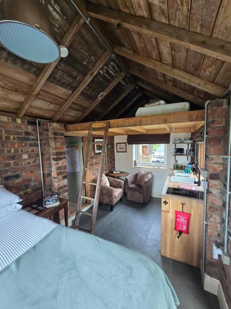 La'Al Cabin, Tiny Home, Unique Space Eden Valley Cumbria Брамптън Екстериор снимка